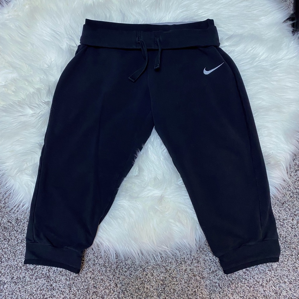 Nike cropped sweat pant